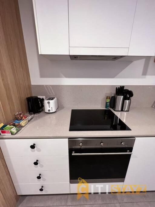 Magic At Midnight - Braddon Cbd - 1 Bd 1bth * Canberra