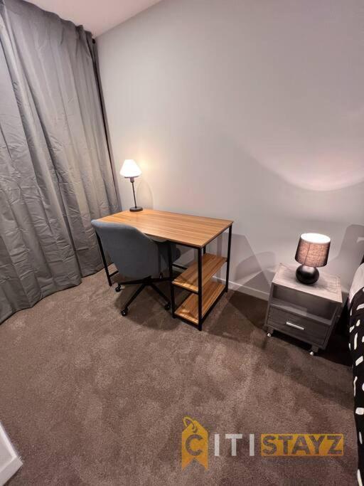 Magic At Midnight - Braddon Cbd - 1 Bd 1bth *