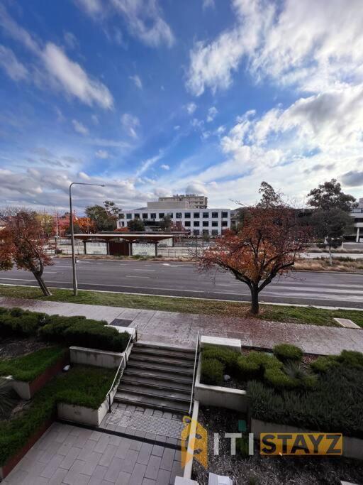 Magic At Midnight - Braddon Cbd - 1 Bd 1bth * Canberra
