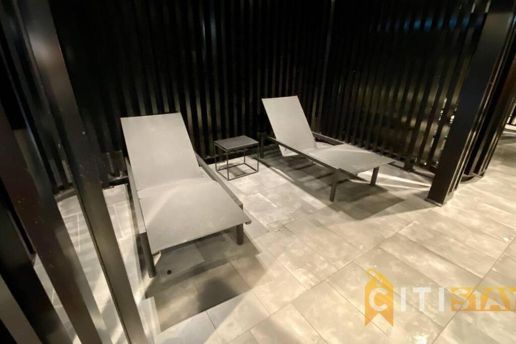 Magic At Midnight - Braddon Cbd - 1 Bd 1bth *